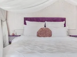 ARI Purple Studio with Free Parking