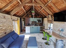 Ancienne soue aménagée proche Sarlat，位于Paulin的酒店