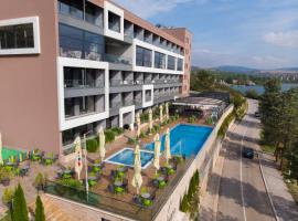 Glorius Hotel，位于韦莱斯的酒店