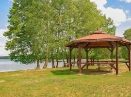 Awesome Apartment In Dominikowo