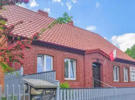Nice Apartment In Dominikowo With Wifi