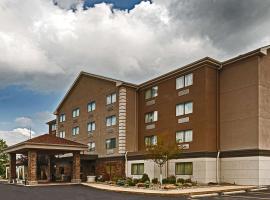 Comfort Inn & Suites Copley Akron，位于Copley的酒店