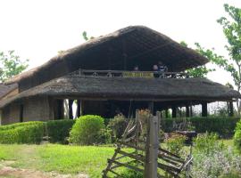 巴蒂亚生态山林小屋，位于Bardia的山林小屋