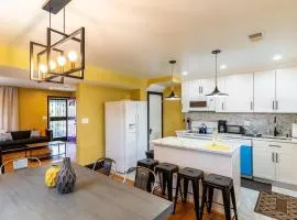 Luxury spacious charming DC row house + parking