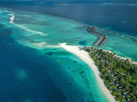 马尔代夫兰达吉拉瓦鲁岛四季度假酒店，位于芭环礁的度假村
