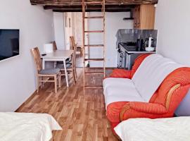 Apartament Obrońców Pokoju 6，位于奥帕图夫的酒店