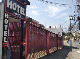 Hotel Faf's，位于圣保罗瓜拉皮兰加神圣寺附近的酒店
