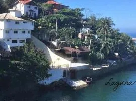 Laguna Hostel