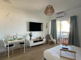 Benalbeach Smart Suite