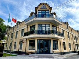 Alpha Plaza Hotel & SPA，位于塔什干塔什干国际机场 - TAS附近的酒店