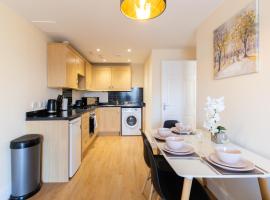 Velvet 1-bedroom penthouse, Clockhouse, Hoddesdon，位于霍兹登的公寓