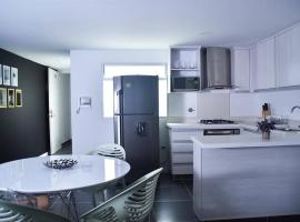 Apartamento de 3 habitaciones con jacuzzi deluxe!，位于恩维加多的酒店