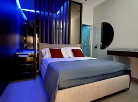 Luxury Room Suites Benevento，位于贝内文托的酒店
