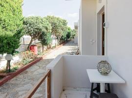 Hersonissos Modern One Bedroom Apartment Beachside，位于赫索尼索斯的乡村别墅