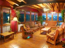 Hotel Ca de Graus，位于Castanesa的酒店