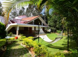 WOW Bison Woods Organic Veg Resort - Yercaud，位于埃尔加德的豪华帐篷营地