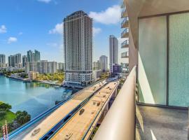 Ocean View 2BR 2BTH Hallandale Beach Miami Ft Lauderdale，位于哈兰代尔海滩的酒店