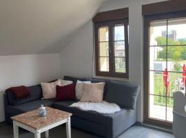 Michlfarm Lounge，位于科尔新堡的酒店