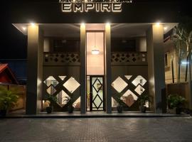 Empire Apartments SU 2 Marthastraat，位于帕拉马里博Surinaams Museum附近的酒店