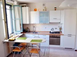 [Centro storico] Vulcano1, Bilocale strategico tra Milano, Como, fiere