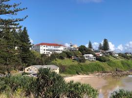 Pacific Hotel Yamba，位于扬巴的酒店