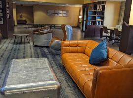 Aviator hotels and suites,Bw signature，位于马维勒的酒店