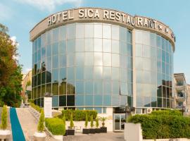 Hotel Sica，位于蒙特科尔维诺-罗韦拉的家庭/亲子酒店