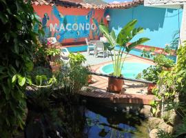 Macondo Hostel，位于圣希尔的酒店