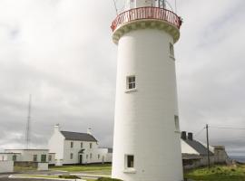 Loop Head Lightkeeper's House，位于Kilbaha的酒店