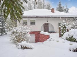 Lovely Home In Sokole Kuznica，位于Sokole-Kuźnica的酒店