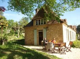 Cozy Cottage in Aquitaine with Private Swimming Pool