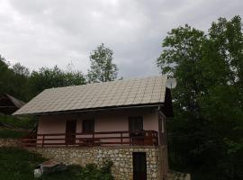 Cabană pe Valea Arieșului，位于Lupşa的旅馆