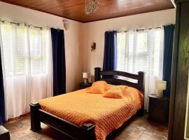 El Ensueño，位于Ujarrás的酒店