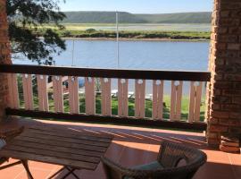 Riverfront Homestay，位于伊丽莎白港的青旅