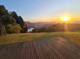 Luxury Home with breathtaking views of Champagne Valley，位于Bergview的豪华酒店
