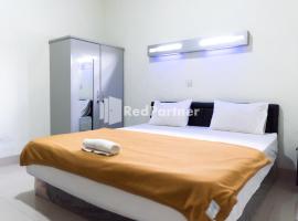 Wisma Aini Syariah Lampung Mitra RedDoorz，位于Kedaton的酒店