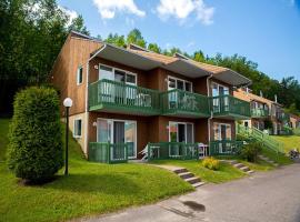 Chalets Condos sur le Fjord，位于朗斯圣让的滑雪度假村