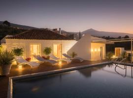 Casa Viña: a spectacular away from it all holiday，位于拉奥罗塔瓦的带按摩浴缸的酒店