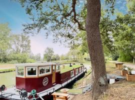 Péniche Dondon - Gîte cocooning sur Canal du midi，位于Avignonet-de-Lauragais的船屋