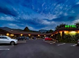 Hotel Rural "La Ruta De Cabrales"，位于梅斯塔斯德康的酒店