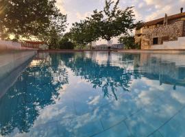 Villa Graziella，位于马焦内的带泳池的酒店