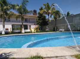 Hotel los Abuelos，位于Jojutla de Juárez的酒店