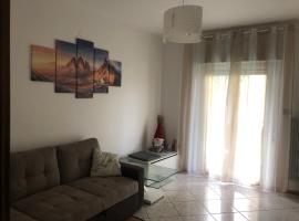 Casa di Max - private room in apartment with shared bathroom FREE PARKING，位于博尔扎诺的民宿