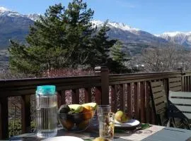 EMBRUN Superbe appartement classé 3 étoiles tout équipé avec vue sur montagnes