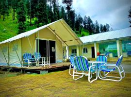 Valhalla Resort Kumrat，位于Tāl的豪华帐篷营地