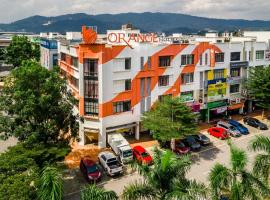 1 Orange Hotel Sungai Buloh，位于双溪毛糯的酒店