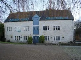 Flat 2 - The Old Mill - Bowbridge Lock - Stroud