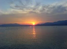 Beachfront 3-bedroom apartment