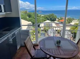 Appartement piscine et vue mer