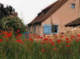 Charmante maison paysanne rénovée avec grand terrain, proche de la rivière et du village médiéval - FR-1-410-162，位于Asnières-sur-Vègre的酒店